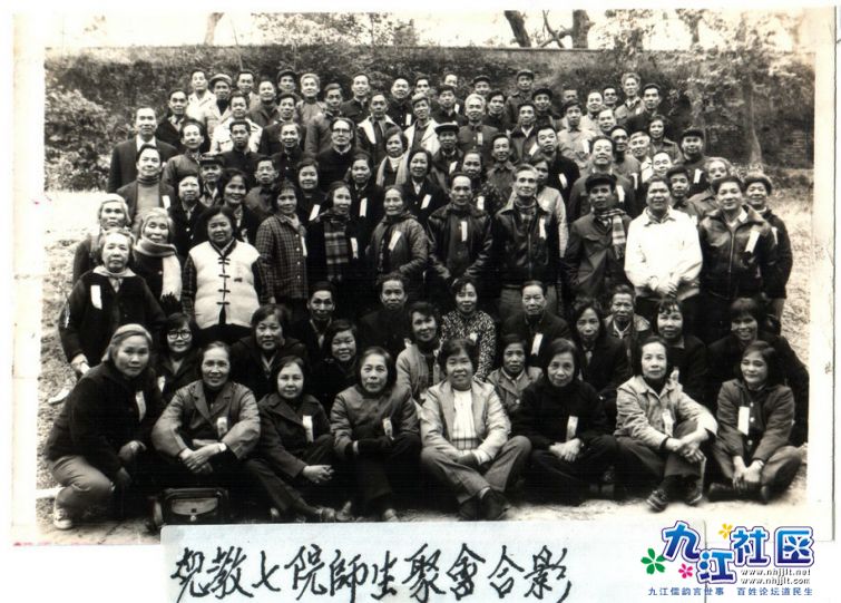 16-009.jpg