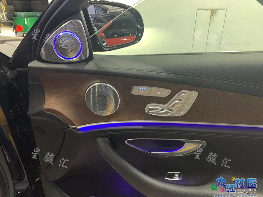 通风座椅副驾驶门板按键.jpg