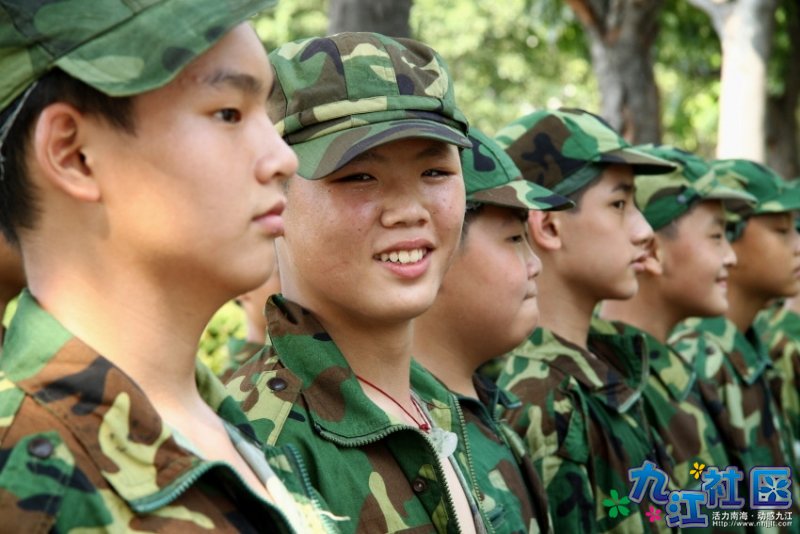 2009年8月华光中学新生军训