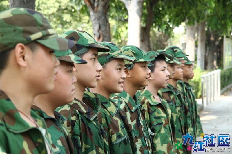 2009年8月华光中学新生军训