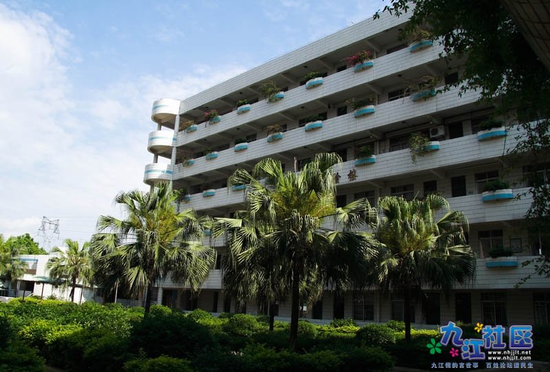 佛山市南海区九江镇华光中学校园