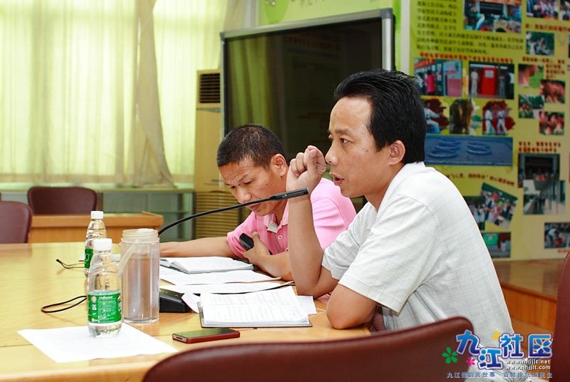 华中20110829七年级级组会议