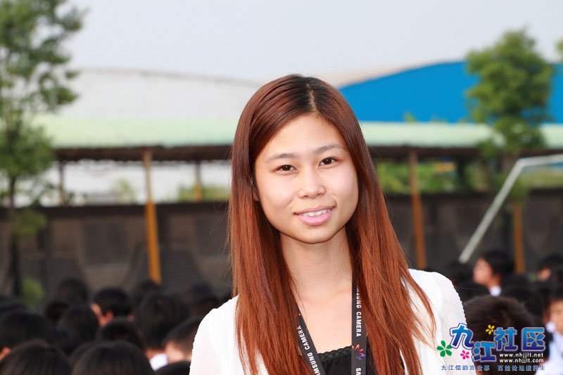 华光中学20110923初一唱红歌