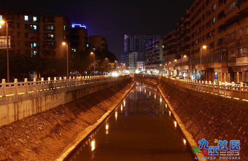 九江新一河两岸景色